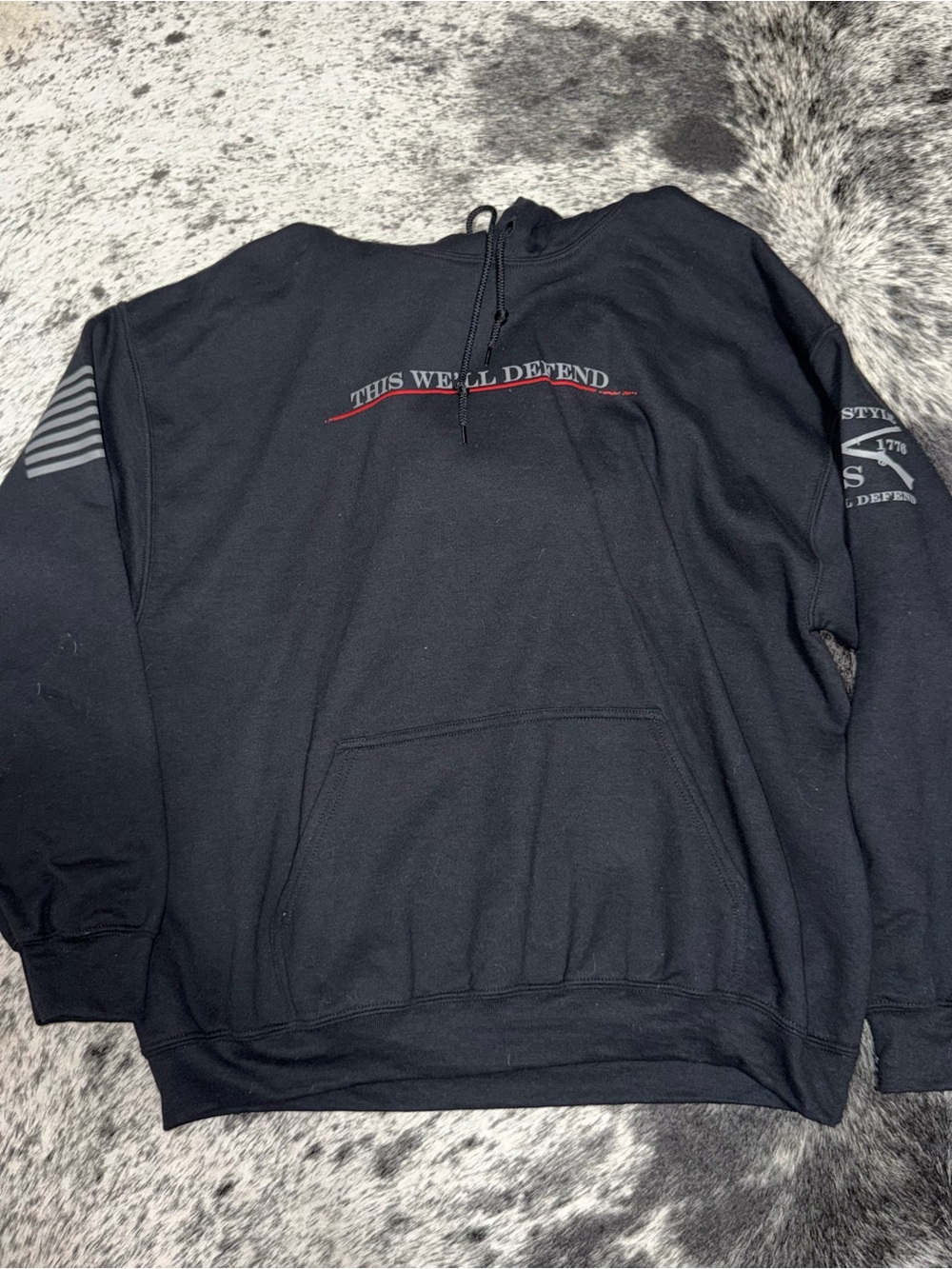 Grunt Style Men’s Black Crewneck Sweatshirt with Red Accent